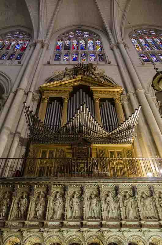 Toledo 019 - catedral Primada - órgano.jpg